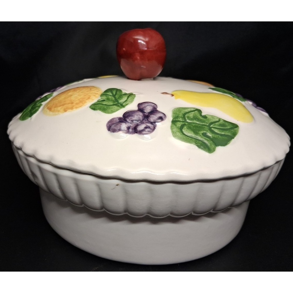 Nasco‎ Made in USA Ceramic Casserole Dish with Lid and Fruit Decoration